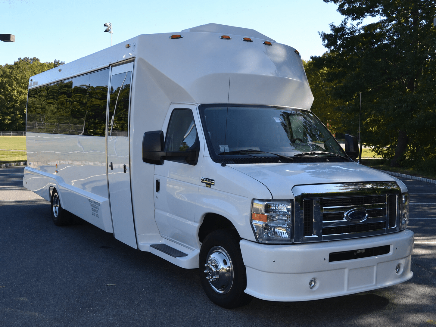 20 passenger white bus 2
