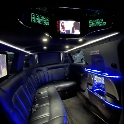 02-First-Class-Limousine-Lincoln-MKT-Stretch-Limo-09-copy
