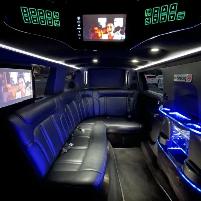 02-First-Class-Limousine-Lincoln-MKT-Stretch-Limo-10-copy
