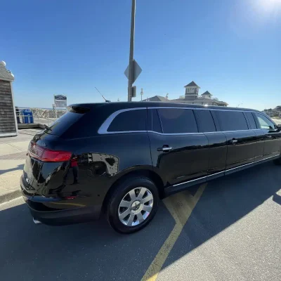 03-First-Class-Limousine-Lincoln-MKT-Stretch-Limo-08-copy