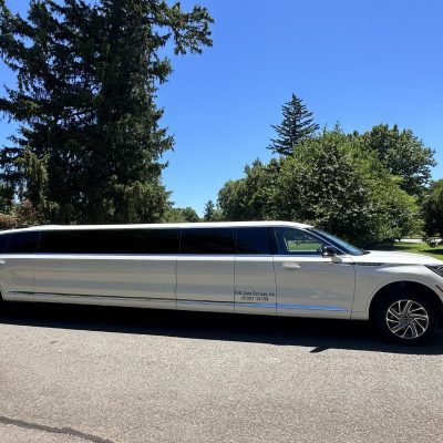 First-Class-Limo-NJ-Lincoln-Aviator-Mega-Limo-05